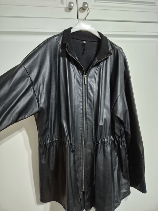 продам куртку Турция