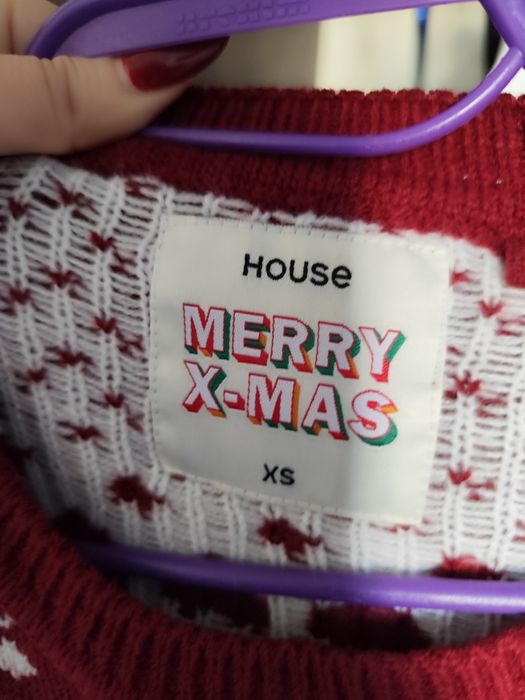 Нов коледен пуловер