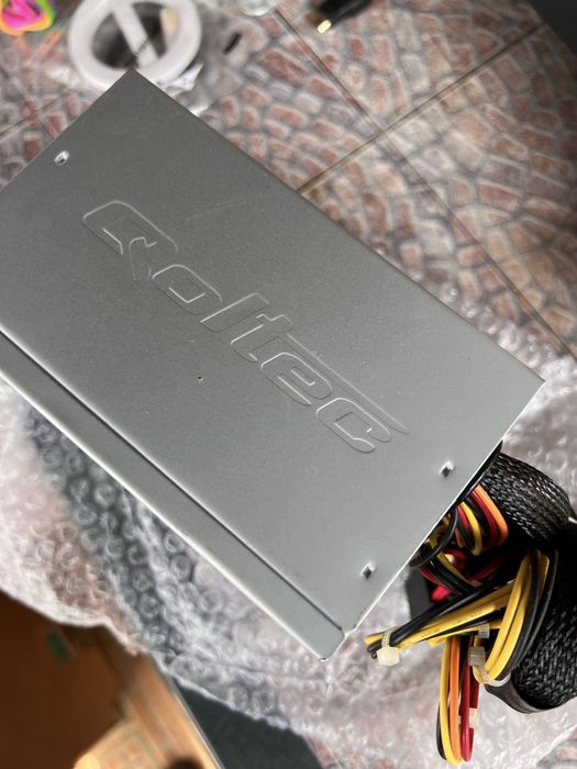Sursa Qoltec silent Line 520W, noua!