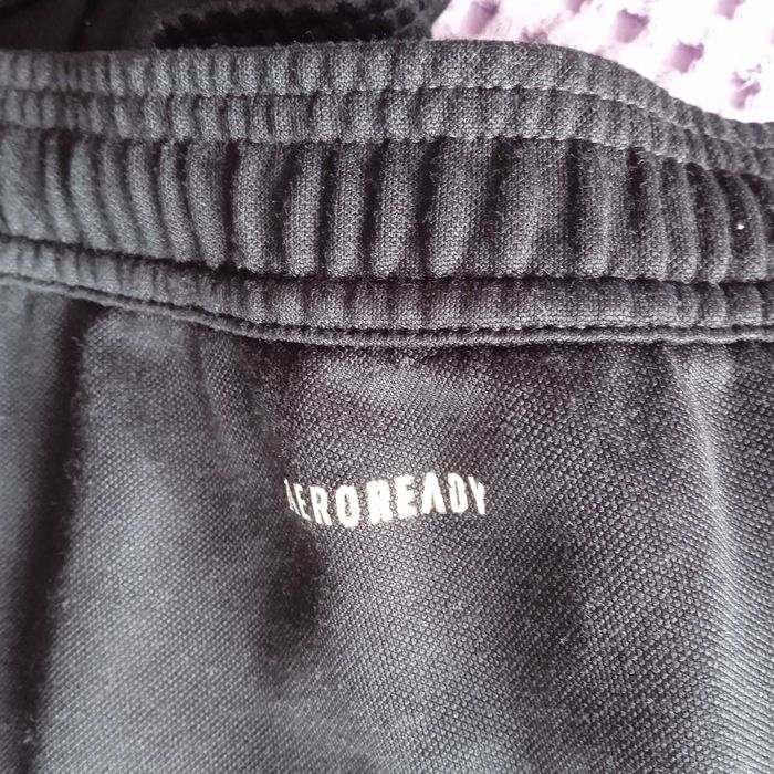 ADIDAS Aeroready размер M 100% ОРИГИНАЛНО долнище долница анцуг Адидас