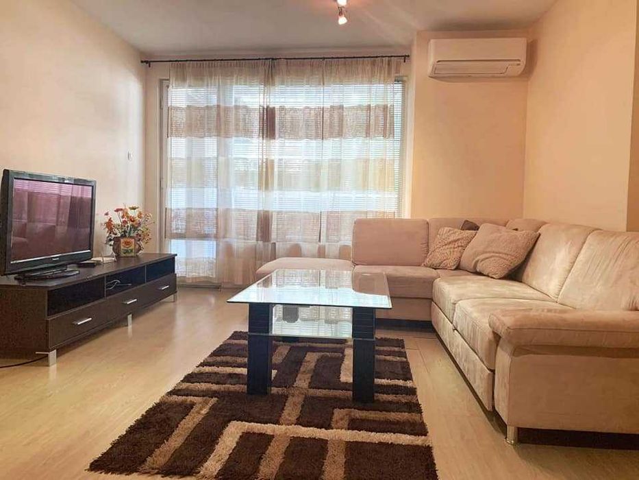 Дава се под наем Двустаен апартамент в Бургас, Лазур - 68 кв.м за 127.5 € - Снимка #2