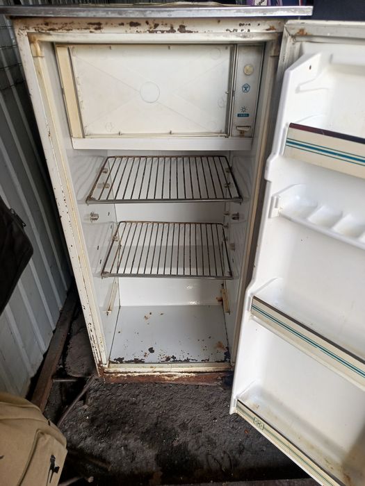 Продается холодильник