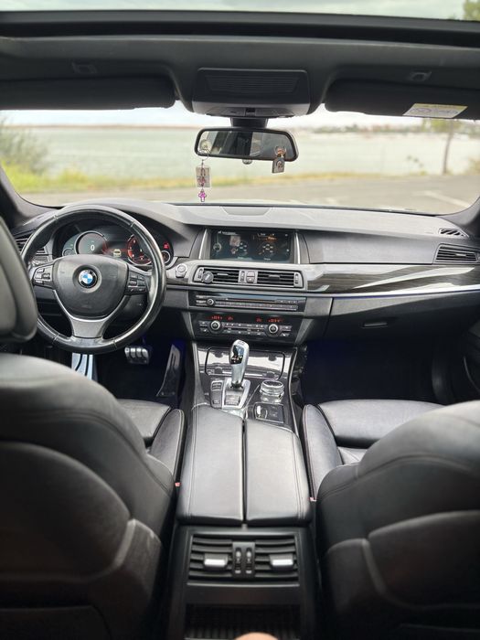 Vand Bmw seria5 F10 automat
