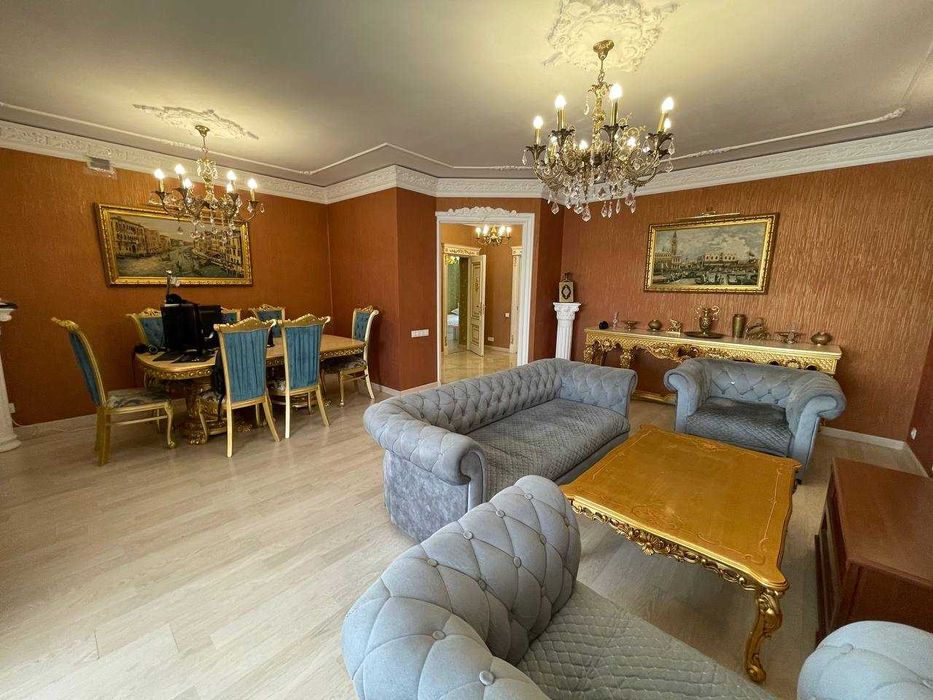 СРОЧНО! Продается 3/4/4, 100 кв.м. Дархан