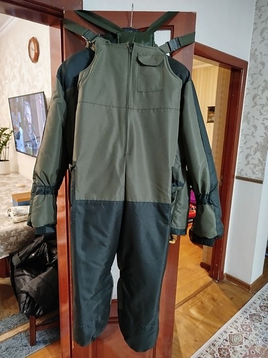 Зимний костюм (комбинезон) для охоты, рыбалки и сноуборда