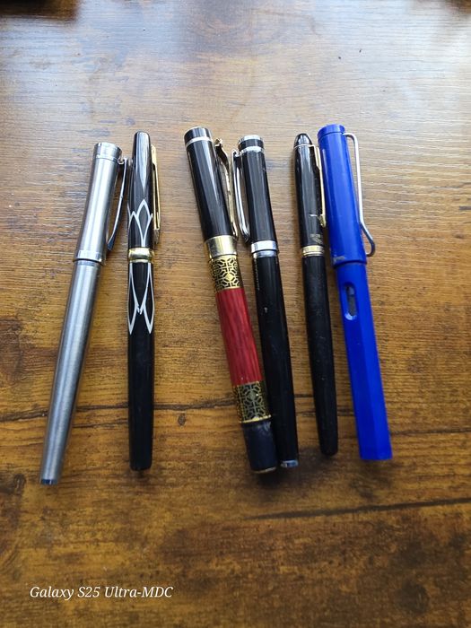 Vând set de 6 stilouri chinezești