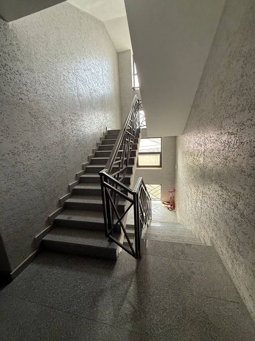 Beltepa srochny yengi 2 xona kvartira sotiladi