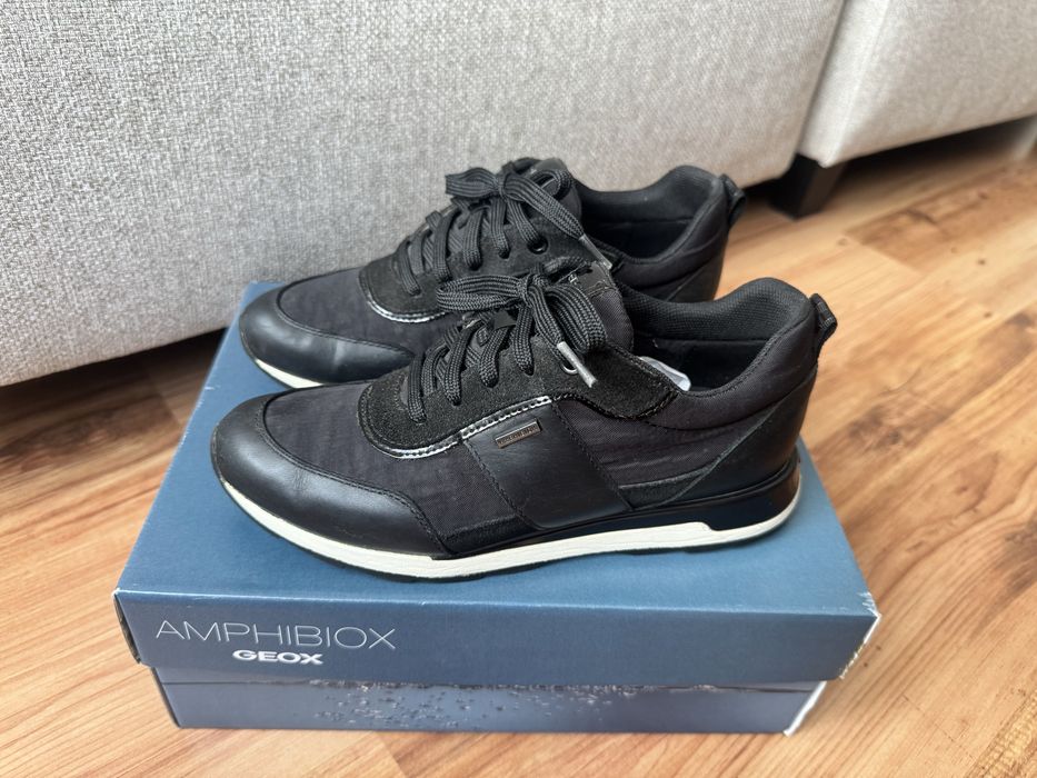 Маратонки Geox , 37 номер