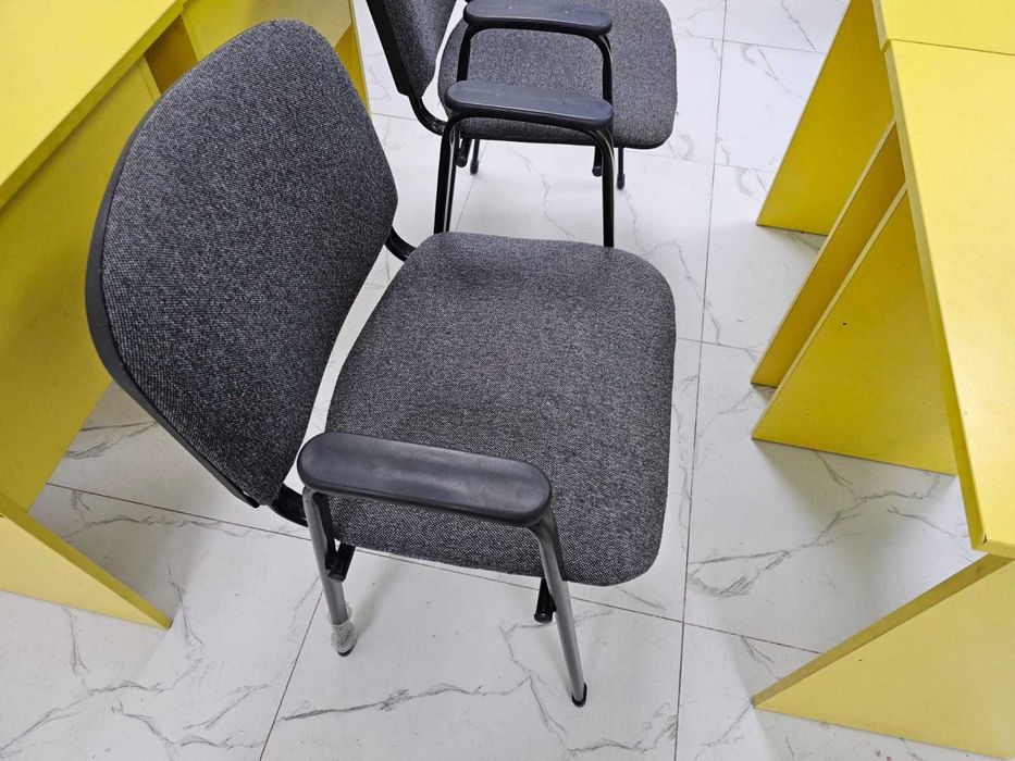 Комфортные офисные стулья