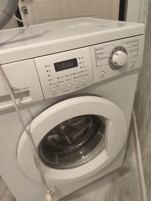 Продам стиральную машину