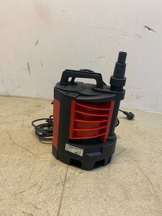 070198	Помпа водна потопяема 900W 250L/min 8m 30mm сензор RD-WP73