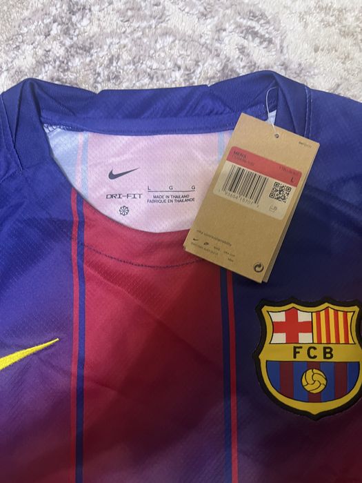 Tricouri Barcelona sezonul 25-26