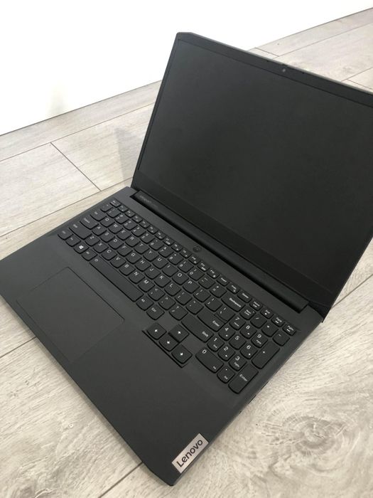 Lenovo Ryzen 5 5600h gtx1650 16gb ram 500gb ssd m2