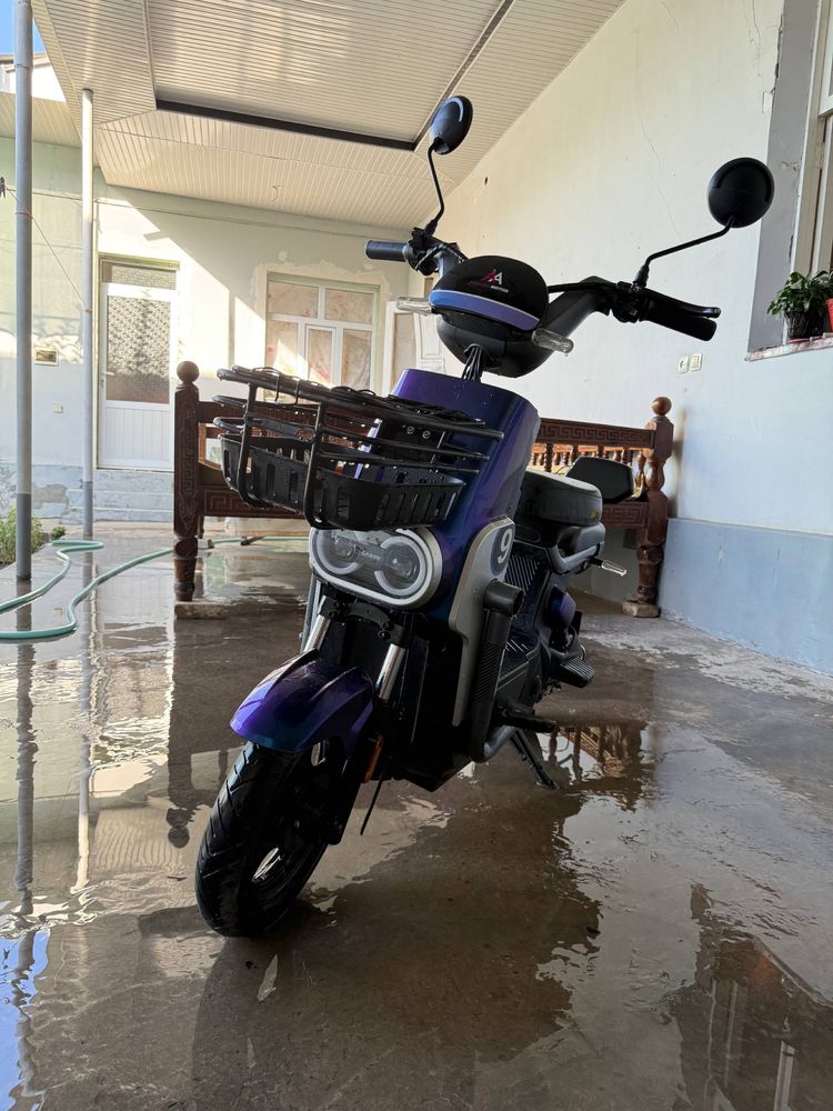 Elektr skuter yaxshi sostayaniya