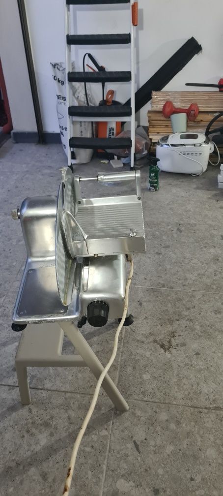 Feliator funcțional profesional BIZERBA