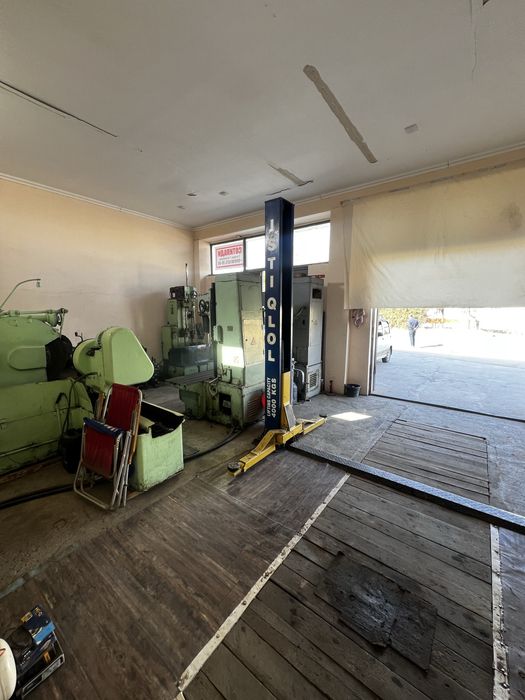 Автосервис 2 та бокс сотилади