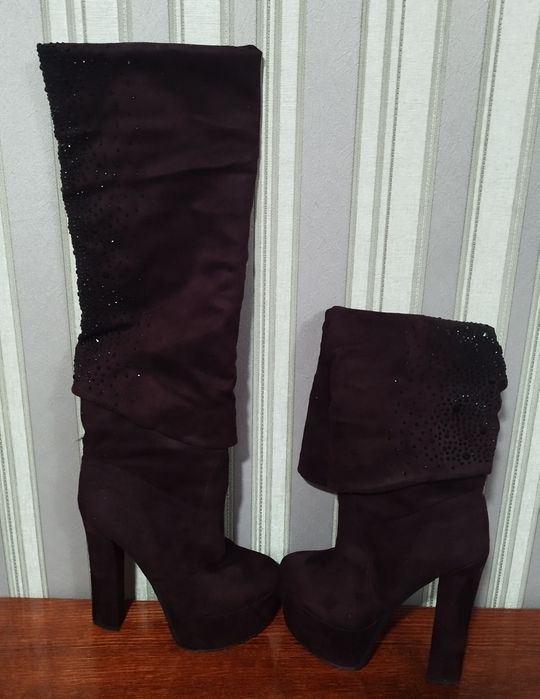 Продается женская обувь