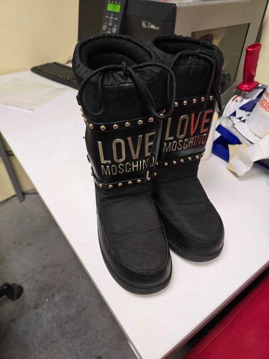 Продавам апрески Мошино