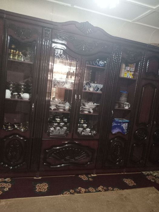 Mehmonxona uchun mebel