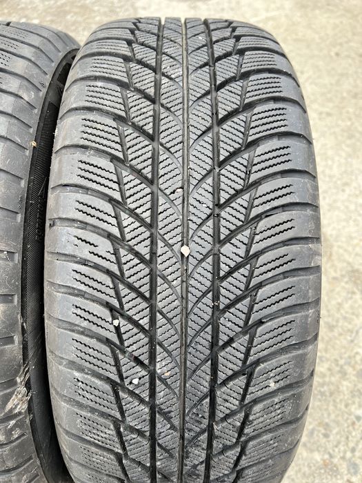 Jante BMW 16” cu cauciucuri de iarnă și senzori presiune roți