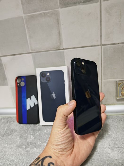 iPhone 13 Black Fullbox impecabil totul original liber retea