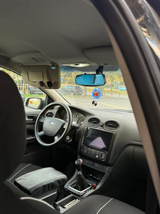 Vand Ford focus 2 1.6 benzina