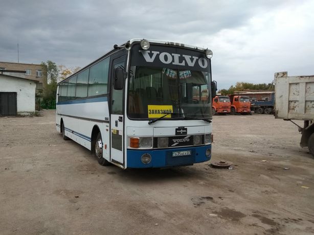 Междугородний автобус вольвоВ10М