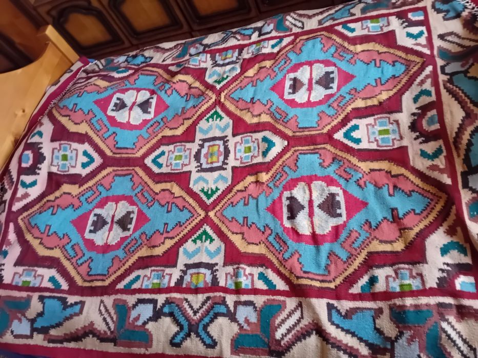 Cerga cu modele veche