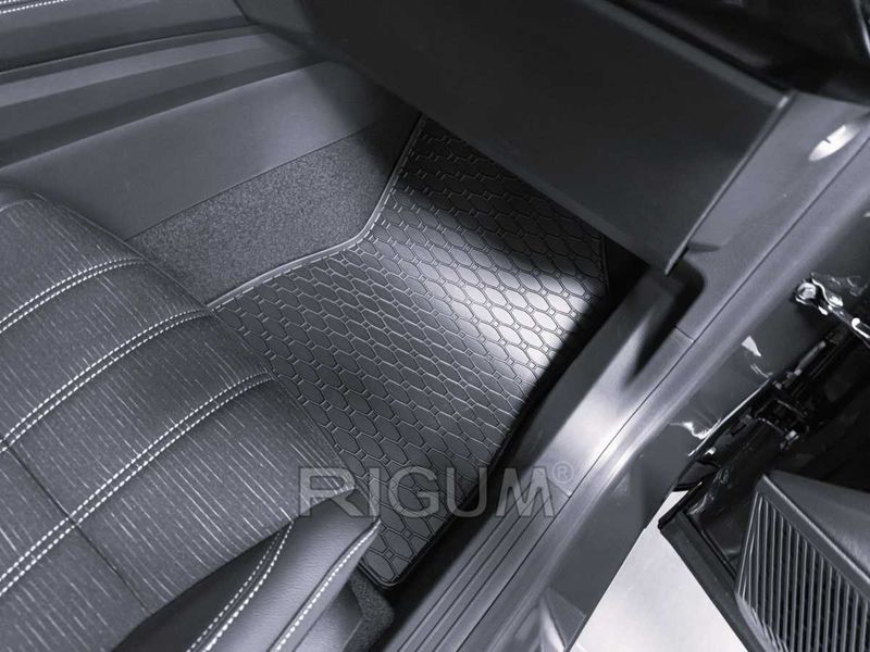 Гумени стелки или багажник RENAULT Austral 2023-