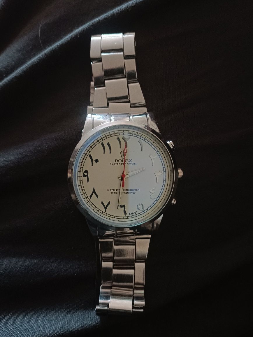 Сагат сатылади Rolex