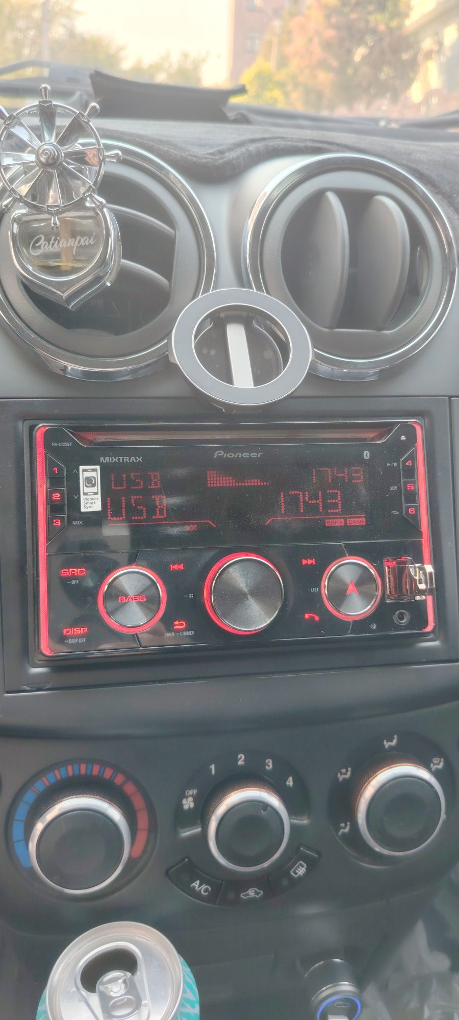 pioneer 725 сотилади идеал ,как новый