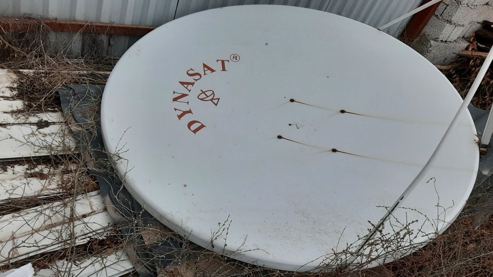 Антена спутниковая