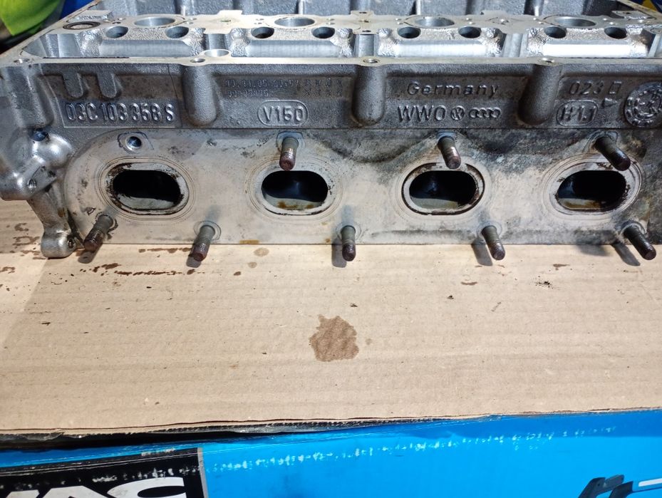 Chiulasa chiuloasa vw passat b6 1.6fsi blf Octavia 2 blf 03c103358s