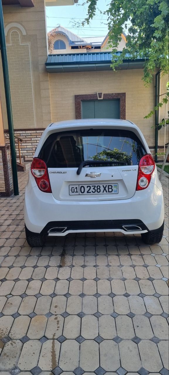 Chevrolet spark 2011