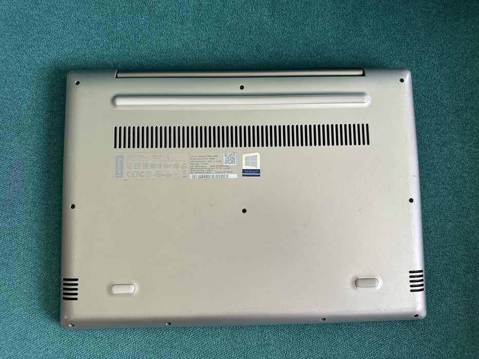 Laptop Lenovo 320 - i5 8250u 3.4Ghz - FullHD - 8Gb RAM - SSD240Gb 4h+