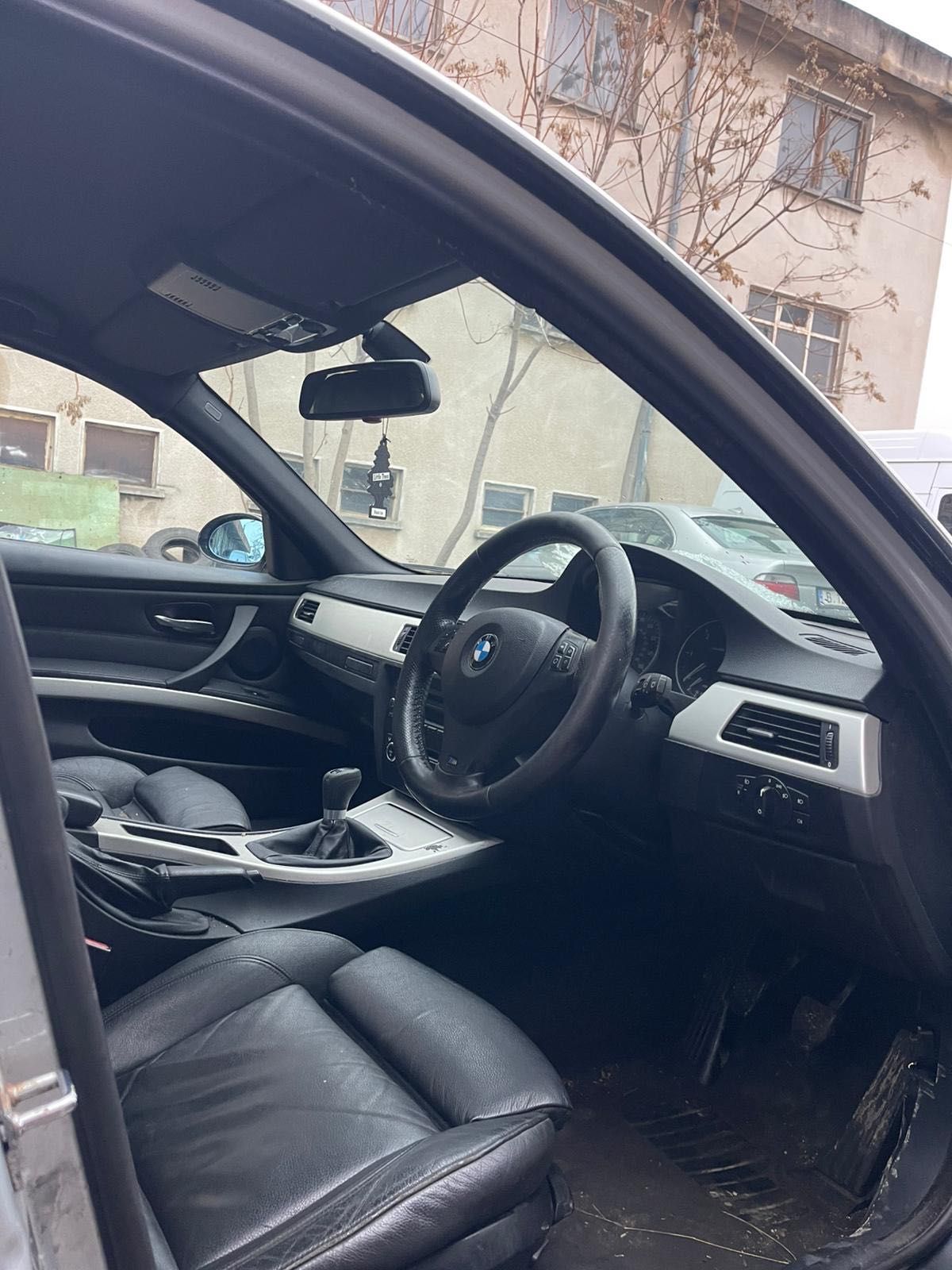 БМВ E90 2.0д 163 М-пакет преди фейс на части