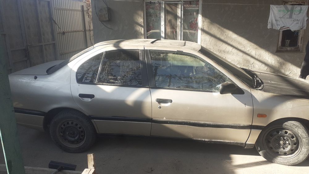 Нисан примера седан