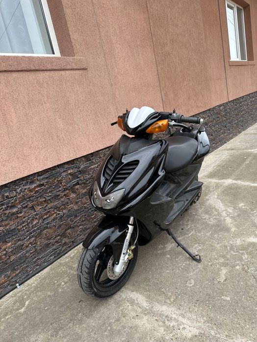 Scuter Yamaha Aerox 70cc