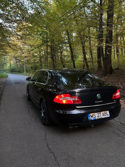 Skoda superb 2 2012