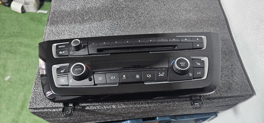Display clima bmw f30 Lci