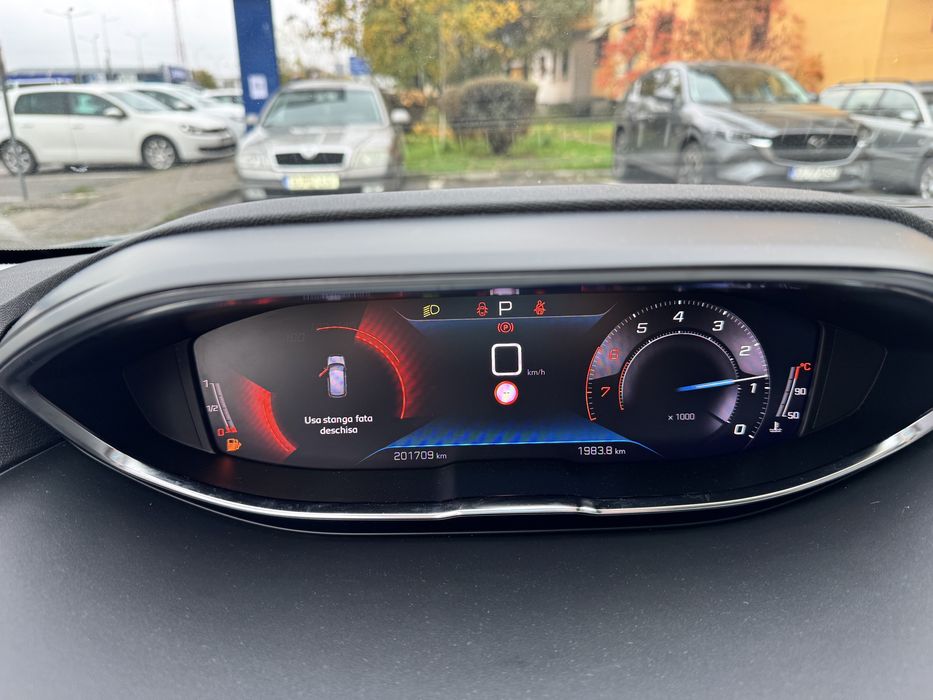 Peugeot 3008 ActivePack 1.2 130cp EAT8