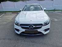 Mercedes-Benz e class coupe alb perlat AMG
