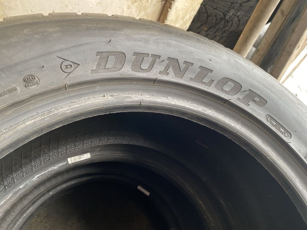 Три Штуки Летние Шины 235/55/17 Dunlop SPORT MAXX.