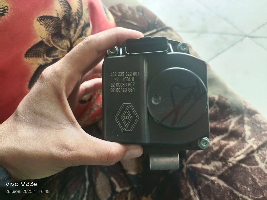 Новый дроссель (оригинал) Renault