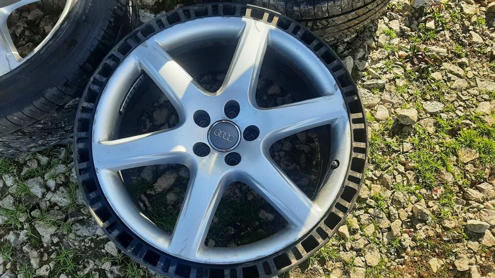 5 броя джанти R19 за AUDI