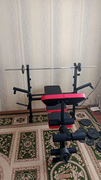 Лежак тренажёр для жима лёжа или для приседаний & Гантель набор