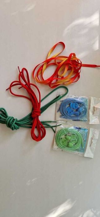 Новые яркие шнурки