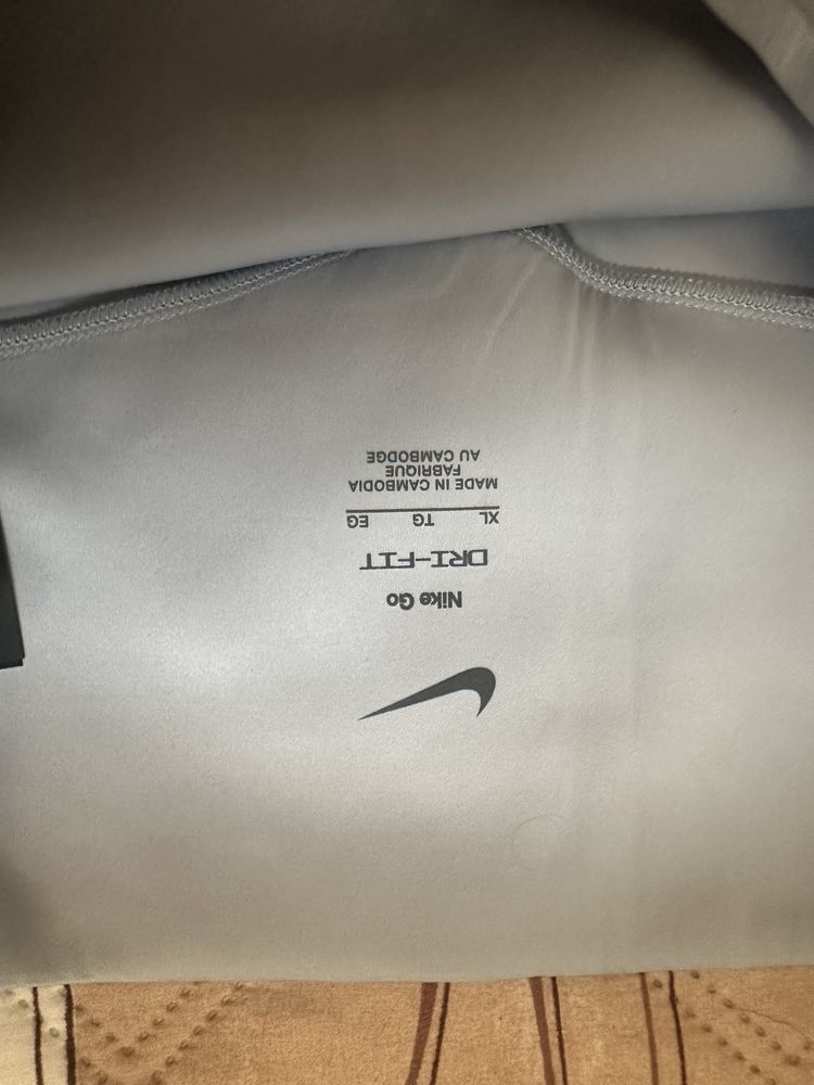 Продавам клин на Nike Go