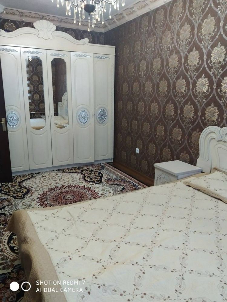 ПРОДАЕТСЯ квартира 2/9/9, 58м2, в Юнусабад 12, Уч бакалок кафе