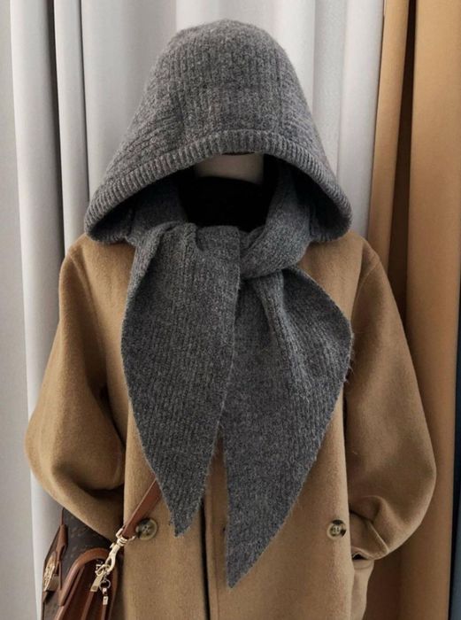 Вязаный капор-капюшон